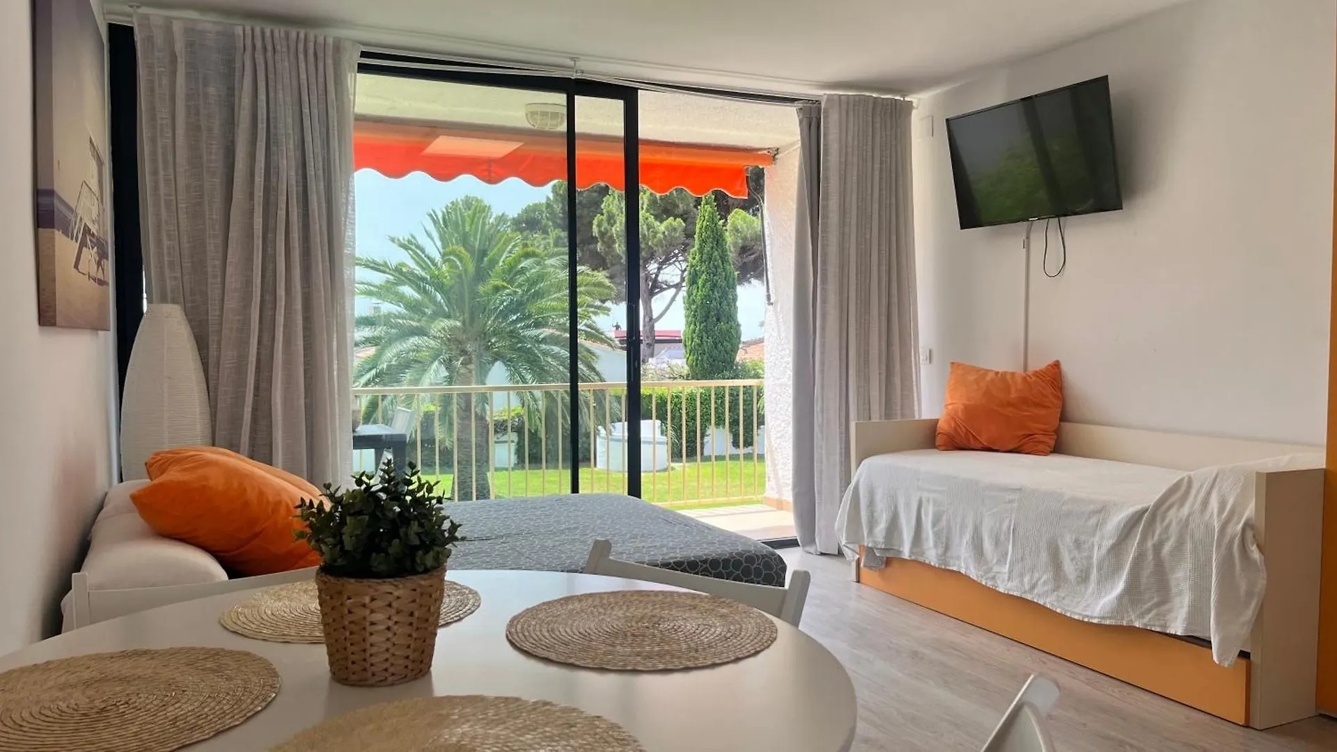 Residencia Beach Cambrils